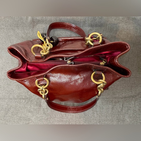 Coach Poppy Camelia Pushlock Bordeaux Patent Leather Tote No. J1169-18717 - Picture 4 of 13